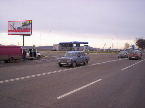 Білборд формат 3x6 №102595 в городе Чернівецька область траса (Чернівецька область) Білборд №102595 в місті Чернівецька область траса (Чернівецька область), розміщення зовнішнішньої реклами, IDMedia-оренда найнижчі ціни!