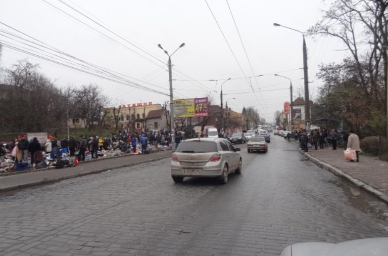 Білборд формат 3х6 №256963 в городе Чернівці (Чернівецька область) Білборд №256963 в місті Чернівці (Чернівецька область), розміщення зовнішнішньої реклами, IDMedia-оренда найнижчі ціни!